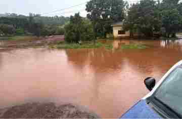 Goioxim - Defesa Civil manda ajuda humanitária a moradores afetados pelas chuvas